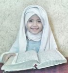Zahra Sadiq, the girl who was one of the youngest children to ever memorise the entire Qur'an.